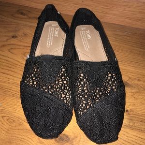 Women’s toms